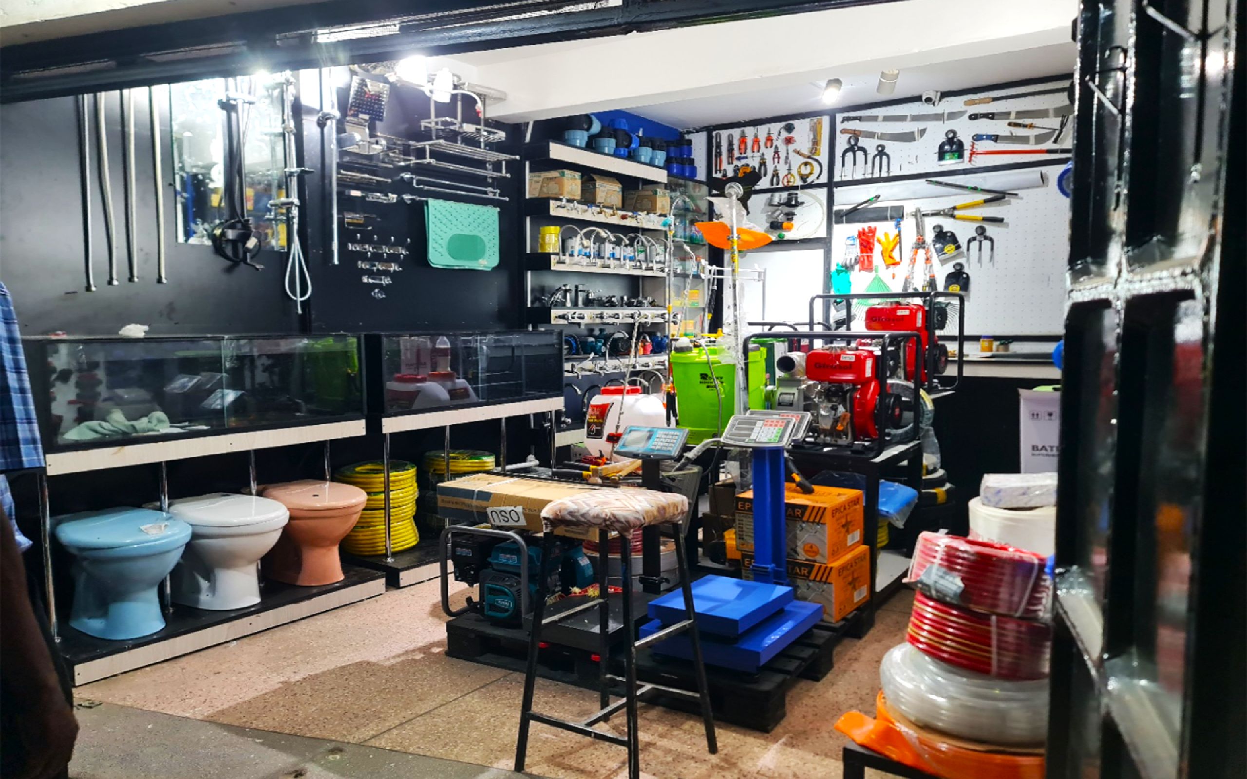 Plumbing + Hardware Products Interior